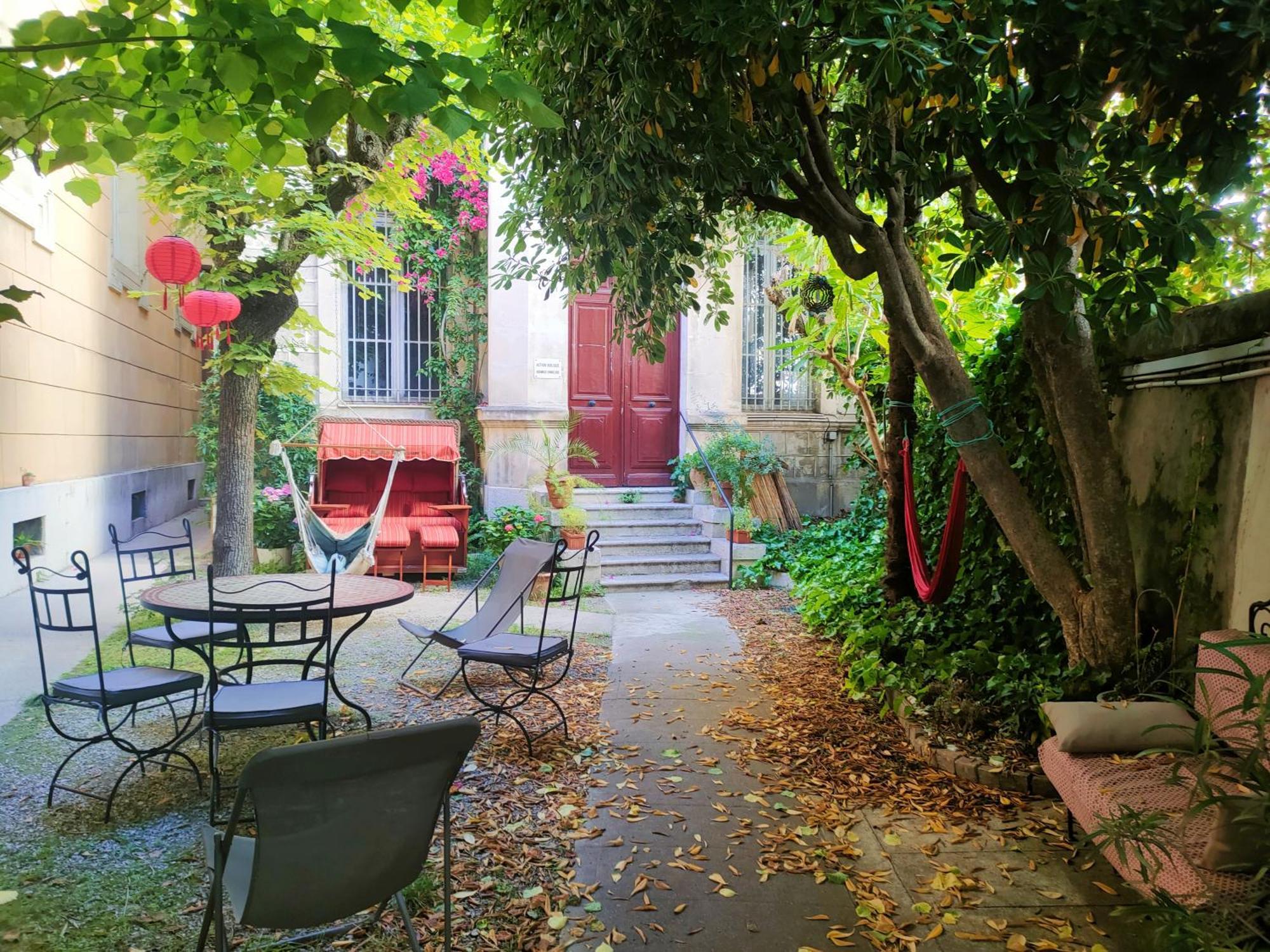 La Maioun Guesthouse Nice Bagian luar foto